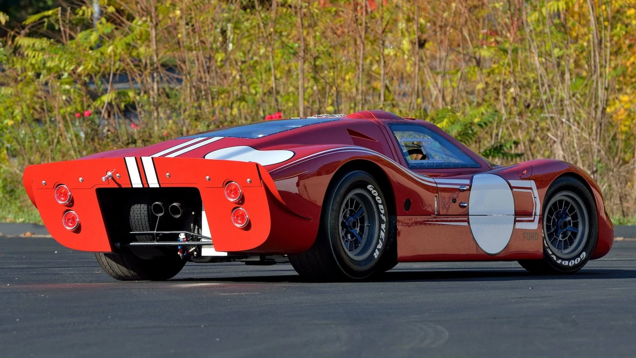 1967 Ford GT40 - Image 3 of 31