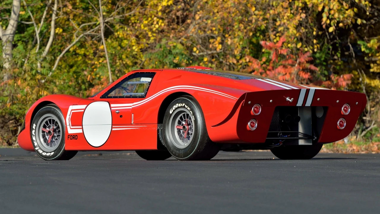 1967 Ford GT40 - Image 13 of 31