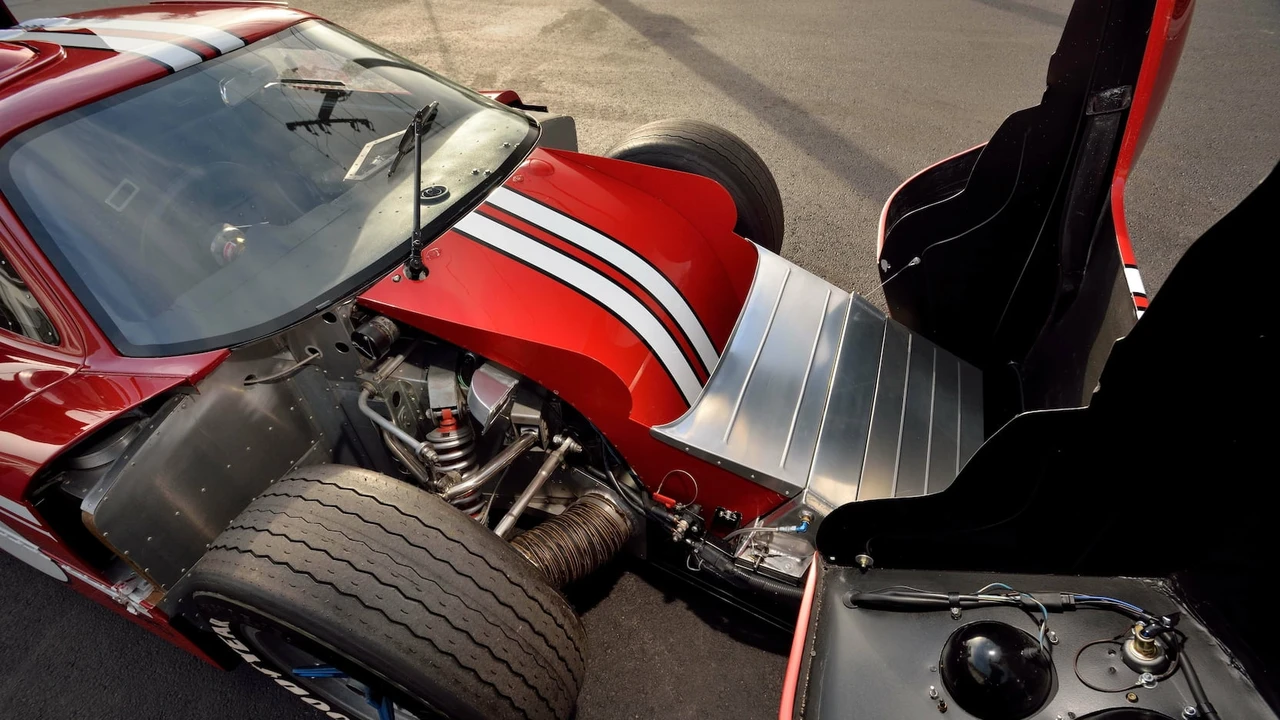 1967 Ford GT40 - Image 16 of 31