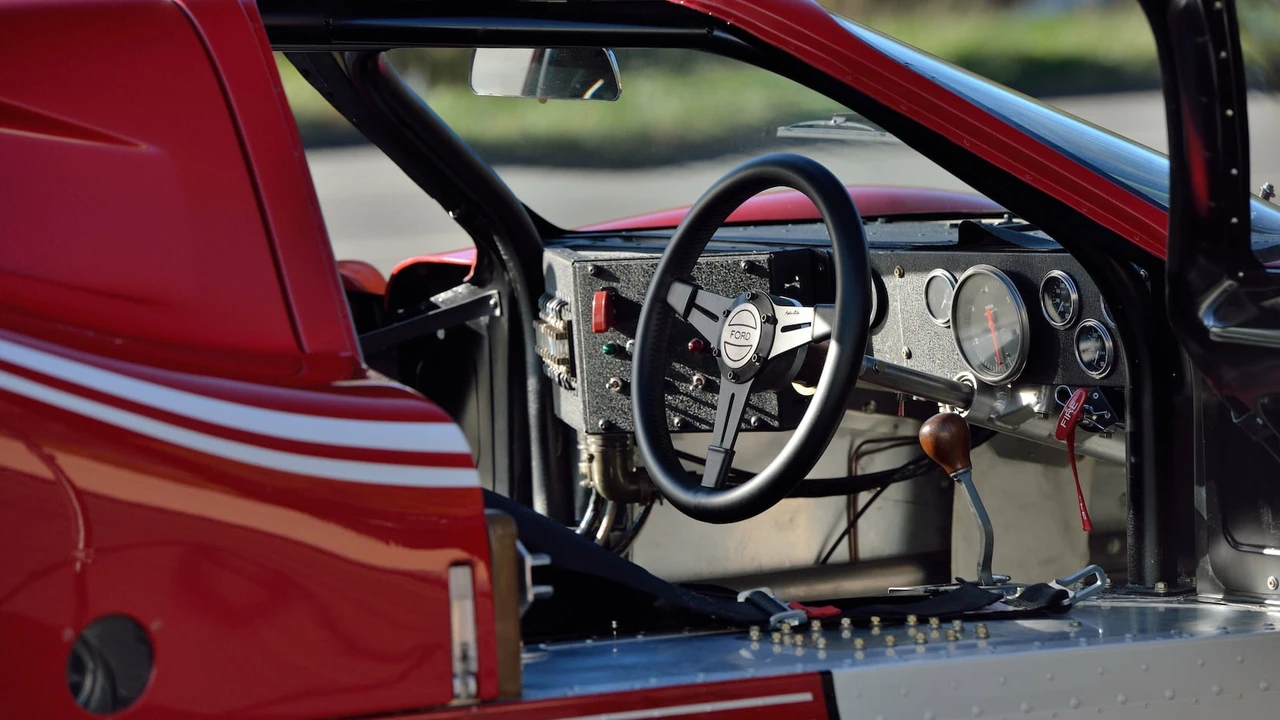 1967 Ford GT40 - Image 17 of 31