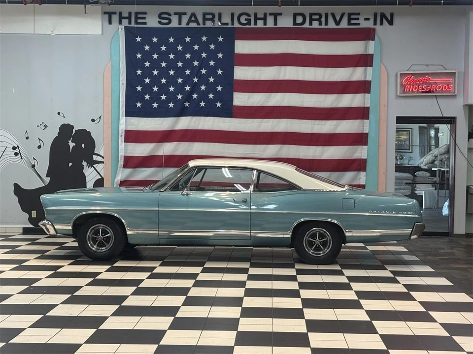 1967 Ford Galaxie 3rd Gen - Image 24 of 31