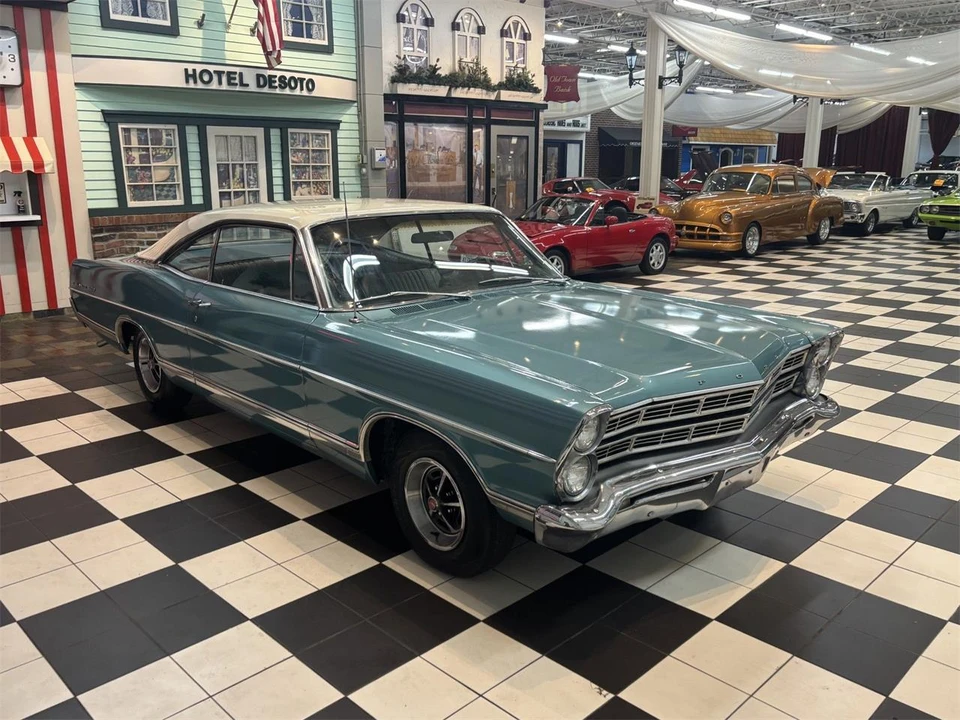 1967 Ford Galaxie 3rd Gen - Image 14 of 31