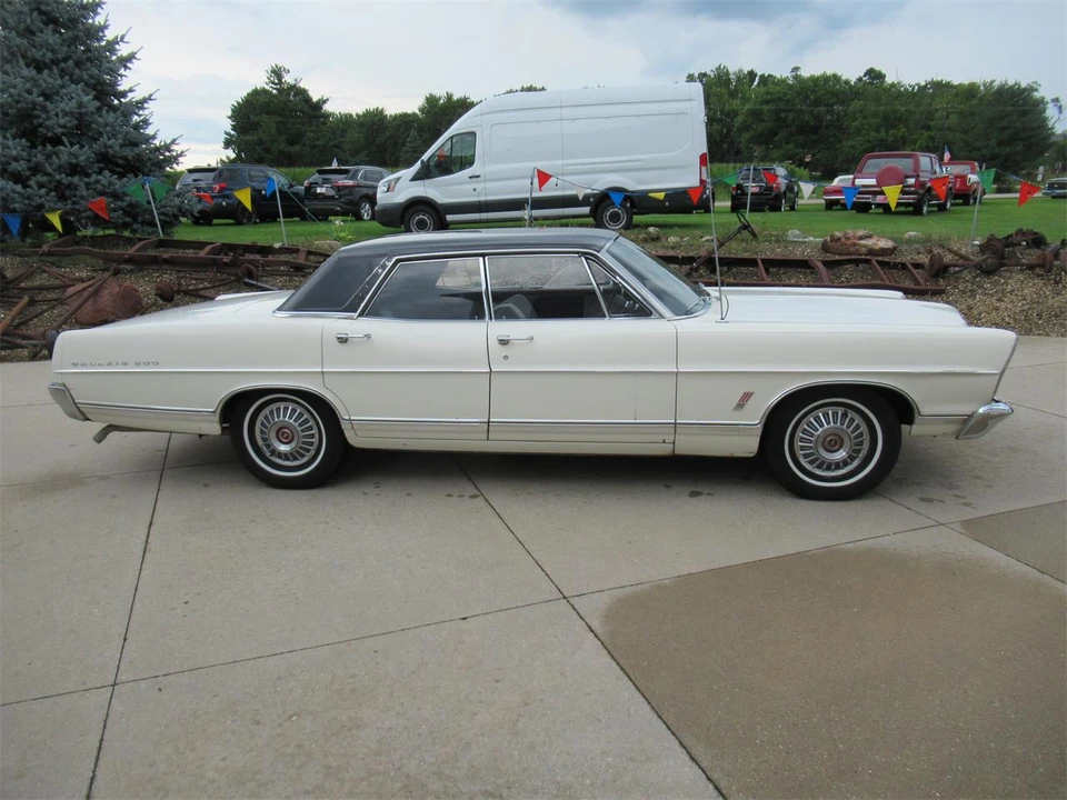 1967 Ford Galaxie 3rd Gen - Image 3 of 31