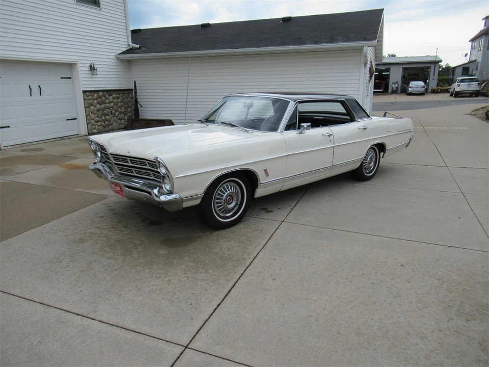 1967 Ford Galaxie 3rd Gen - Image 9 of 31