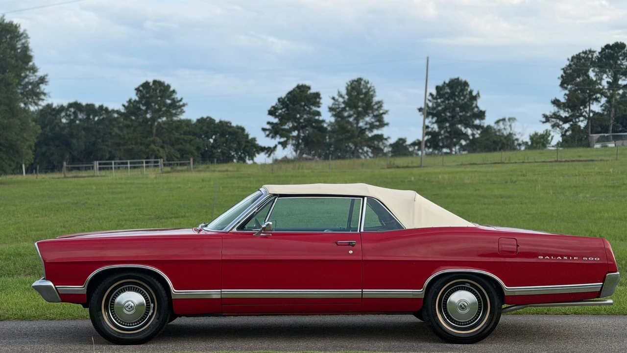 1967 Ford Galaxie 3rd Gen - Image 16 of 31