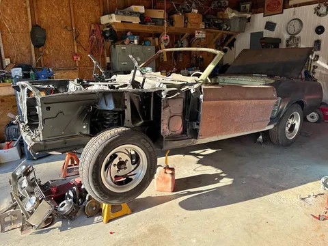 1967 Ford Mustang Convertible 2D