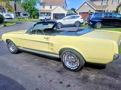 1967 Ford Mustang Convertible 2D