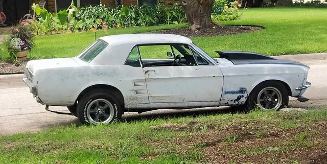 1967 Ford Mustang Coupe 2D