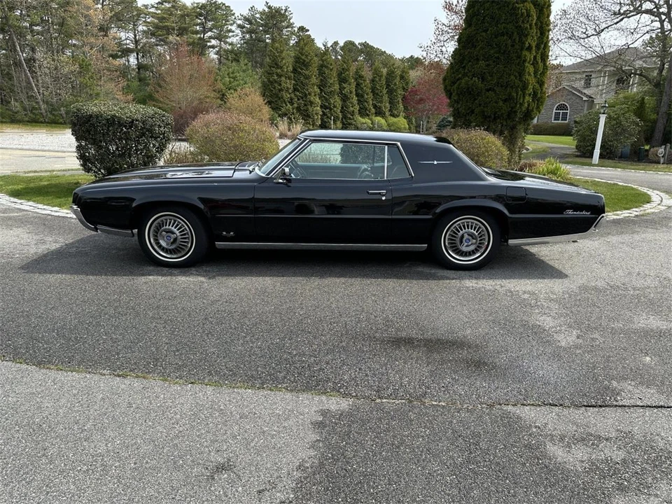 1967 Ford Thunderbird 5th Gen - Image 26 of 31