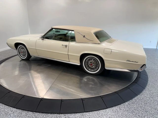 1967 Ford Thunderbird - Image 12 of 31