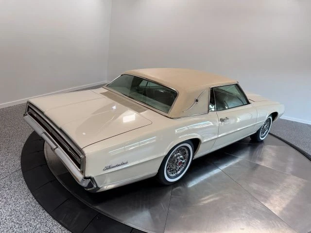 1967 Ford Thunderbird - Image 20 of 31