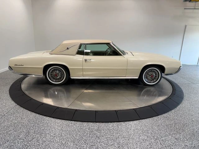 1967 Ford Thunderbird - Image 23 of 31
