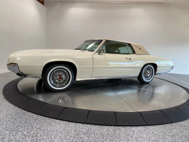 1967 Ford Thunderbird - Image 10 of 31