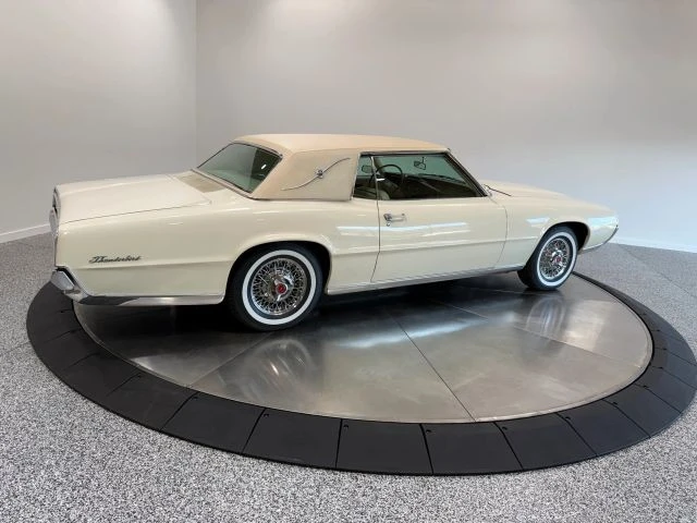 1967 Ford Thunderbird - Image 21 of 31