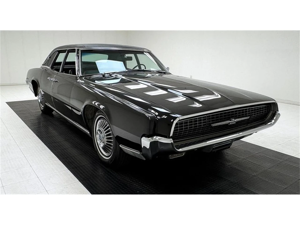 1967 Ford Thunderbird 5th Gen - Image 7 of 31