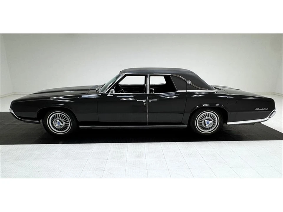 1967 Ford Thunderbird 5th Gen - Image 2 of 31