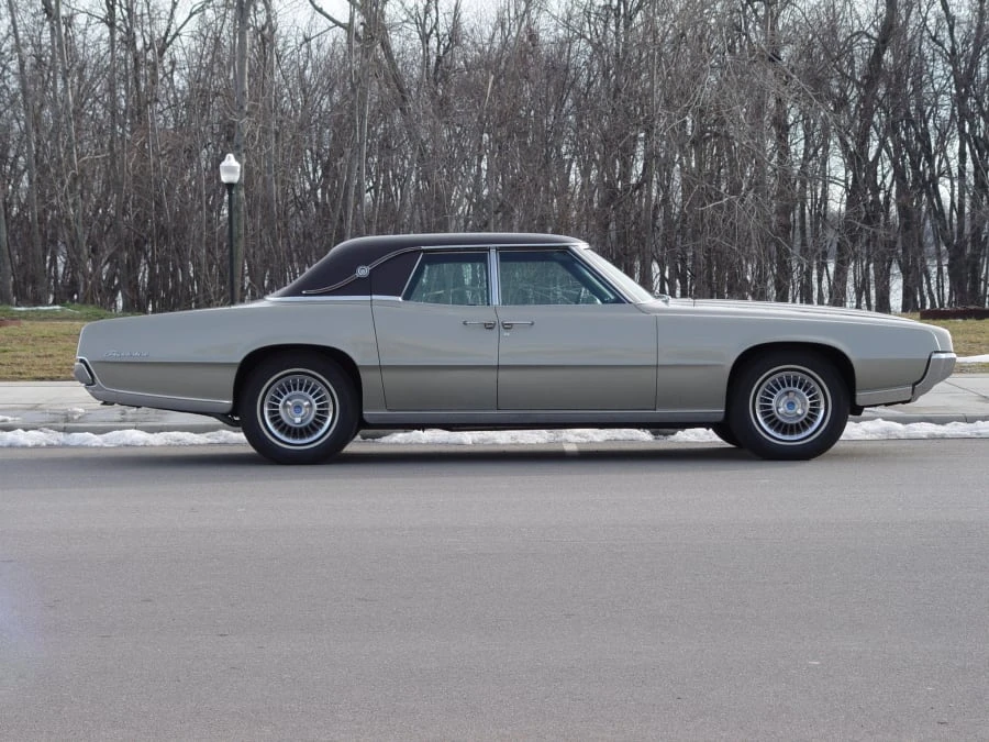 1967 Ford Thunderbird 5th Gen - Image 2 of 8