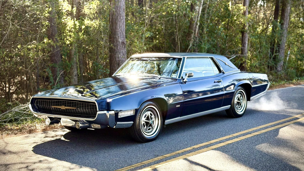 1967 Ford Thunderbird 3rd Gen - Image 26 of 31