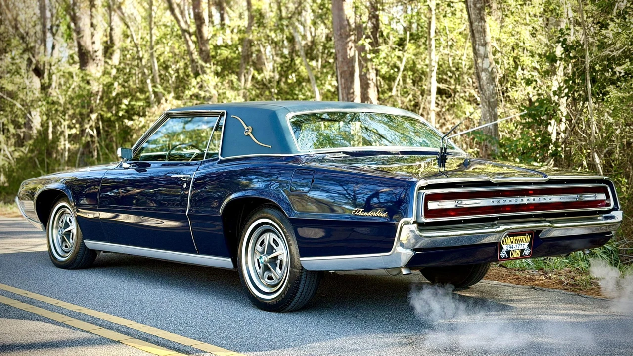 1967 Ford Thunderbird 3rd Gen - Image 14 of 31