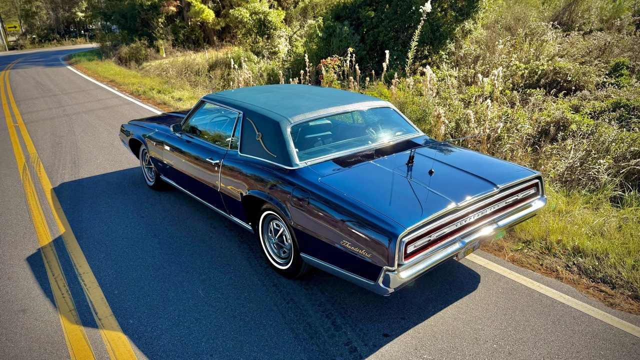 1967 Ford Thunderbird 3rd Gen - Image 13 of 31