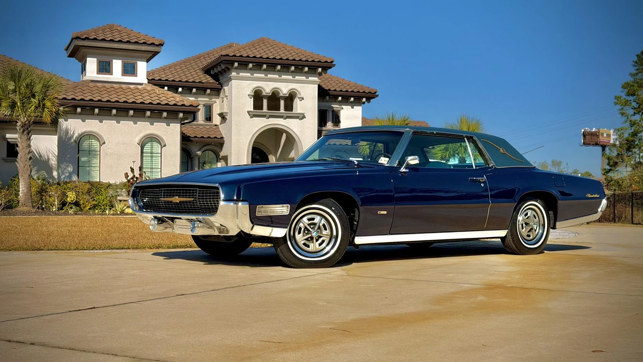 1967 Ford Thunderbird 3rd Gen - Image 28 of 31