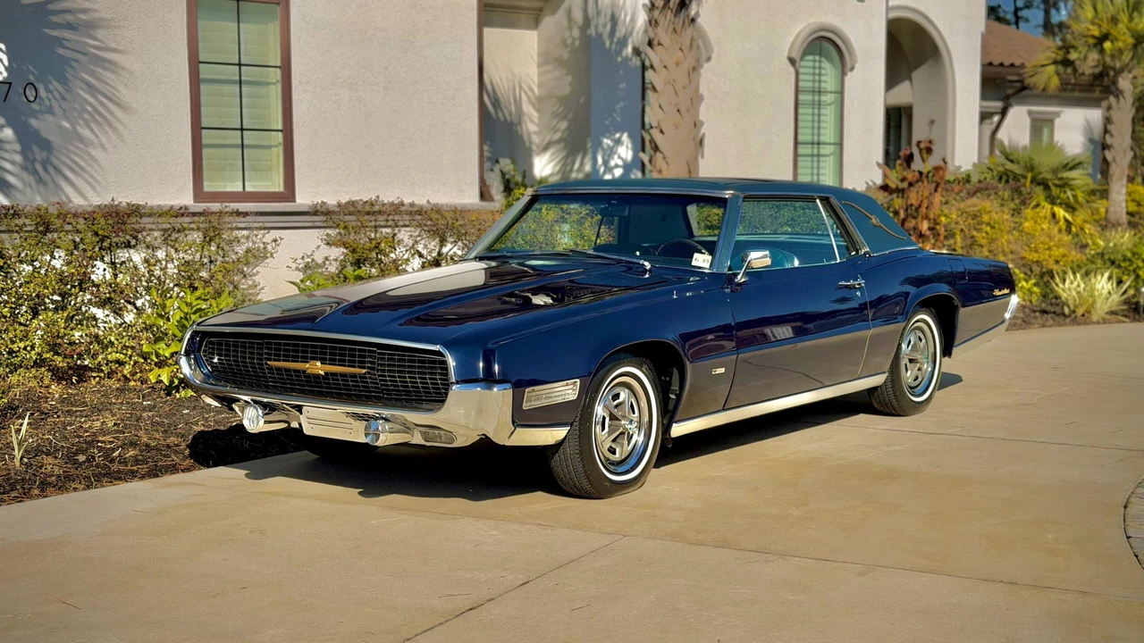 1967 Ford Thunderbird 3rd Gen - Image 9 of 31
