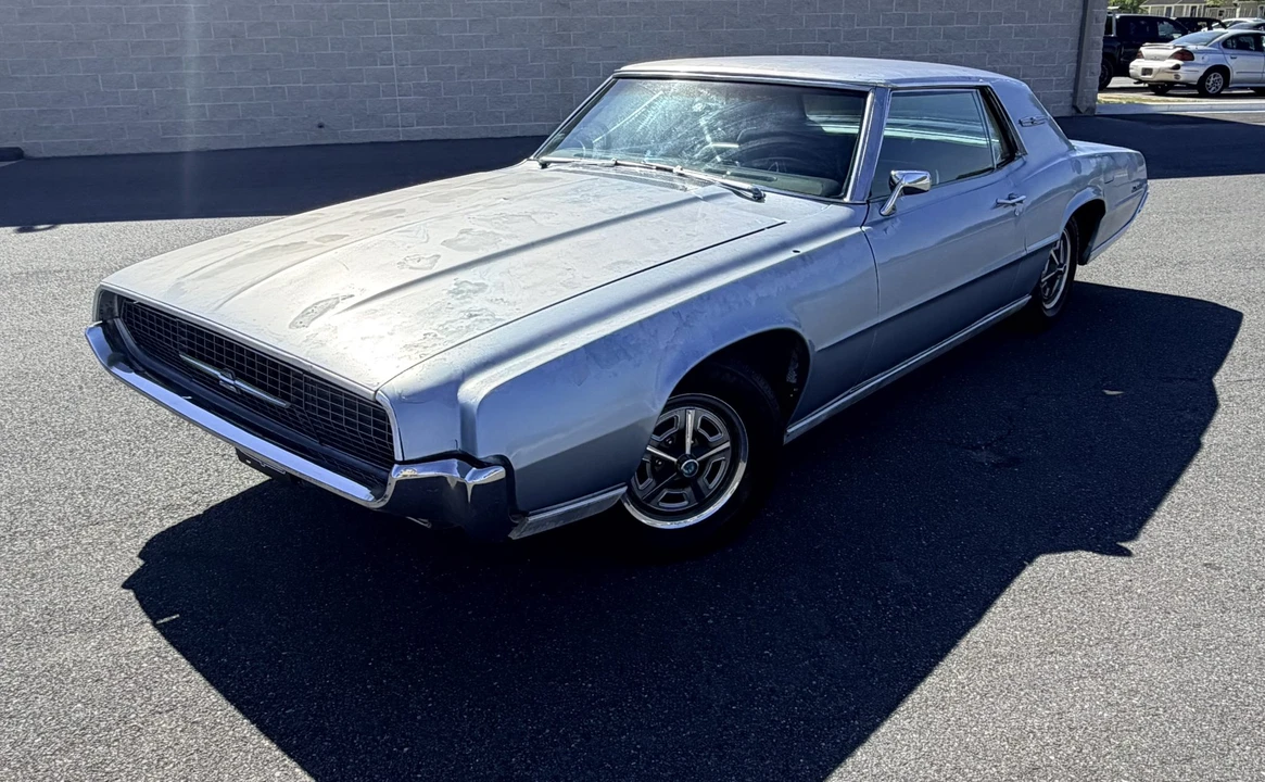 1967 Ford Thunderbird 5th Gen - Image 3 of 31