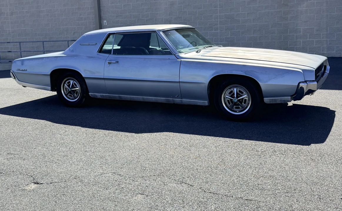 1967 Ford Thunderbird 5th Gen - Image 15 of 31