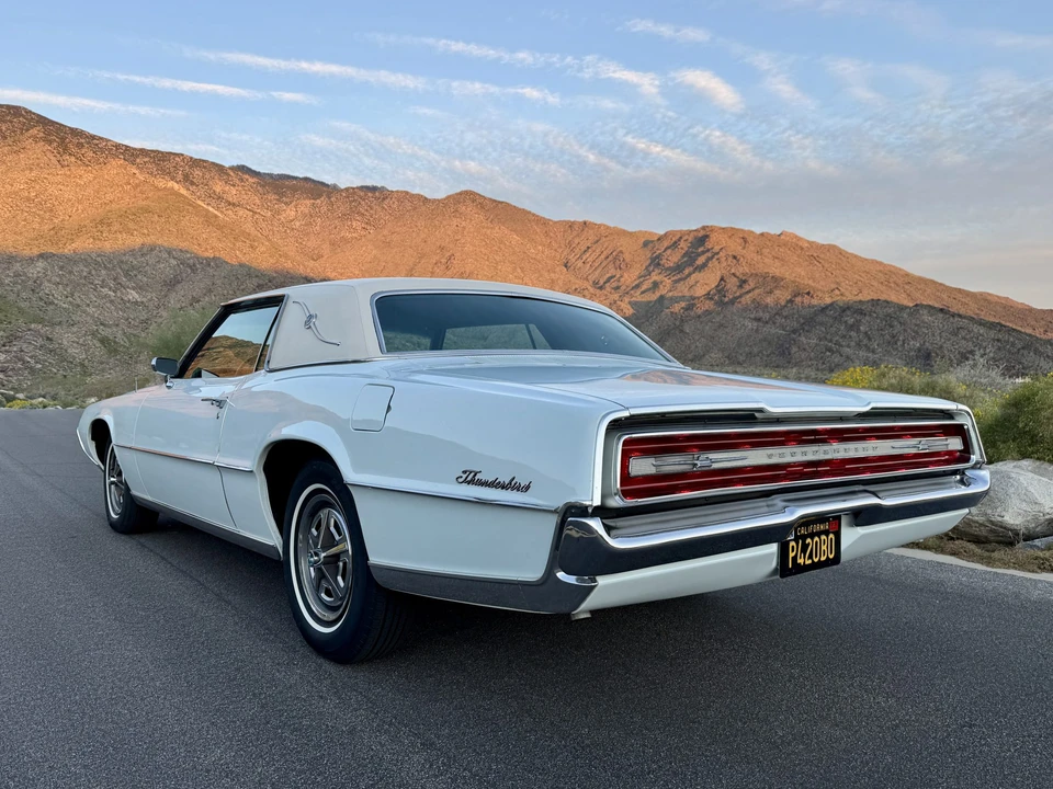 1967 Ford Thunderbird 3rd Gen - Image 12 of 31