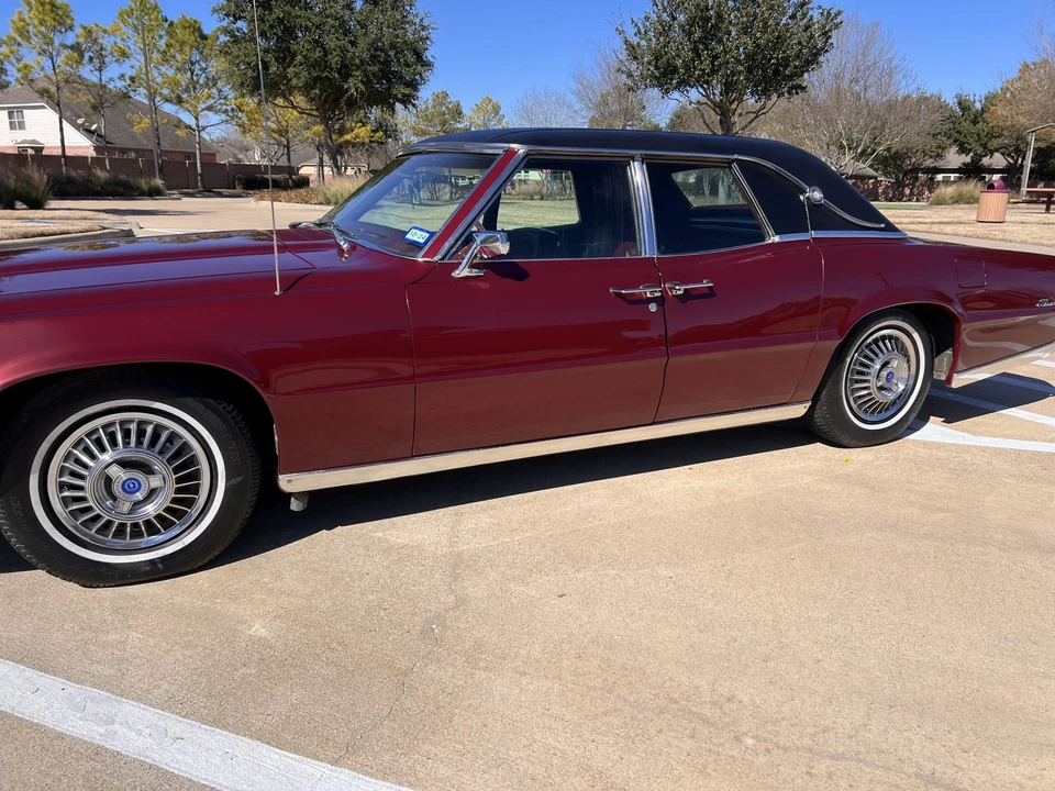 1967 Ford Thunderbird 5th Gen - Image 27 of 31