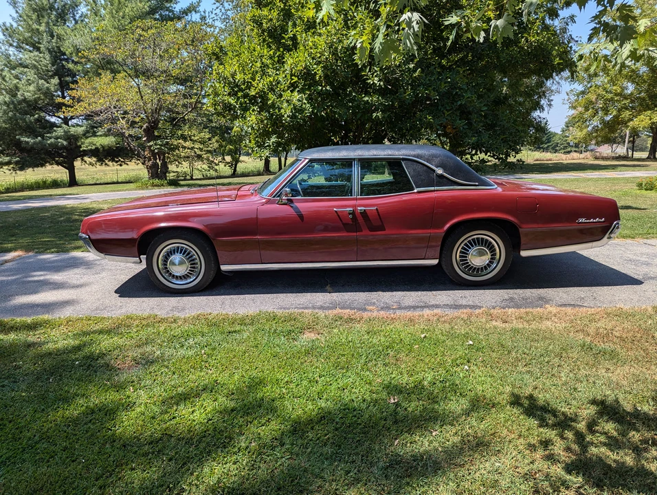 1967 Ford Thunderbird 5th Gen - Image 9 of 31