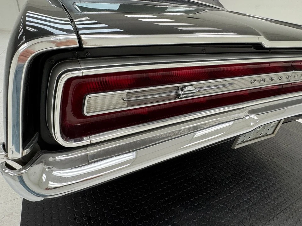 1967 Ford Thunderbird 5th Gen - Image 22 of 31