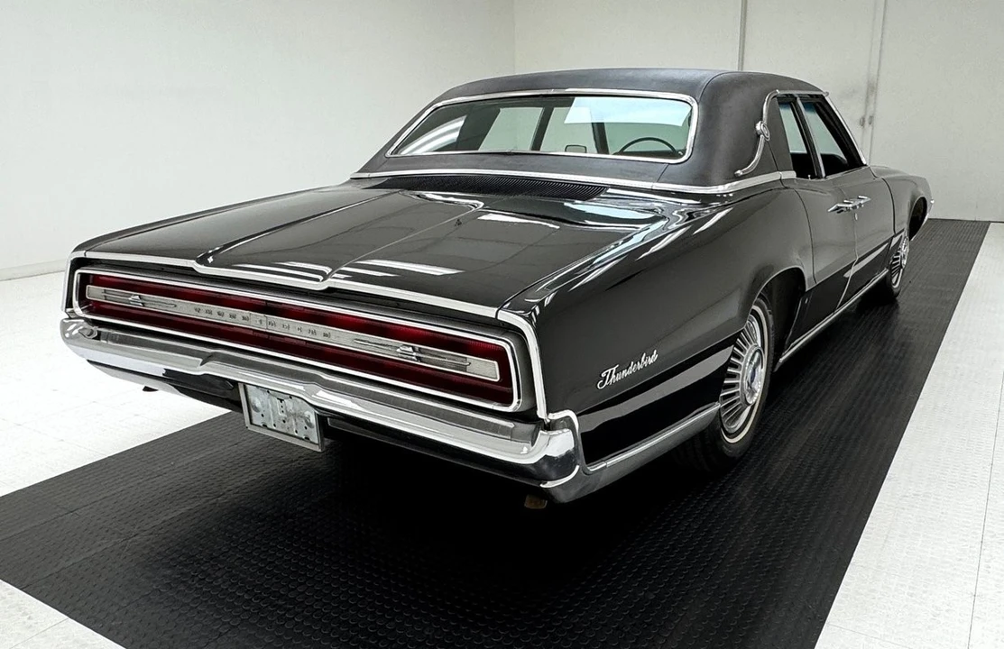 1967 Ford Thunderbird 5th Gen - Image 5 of 31