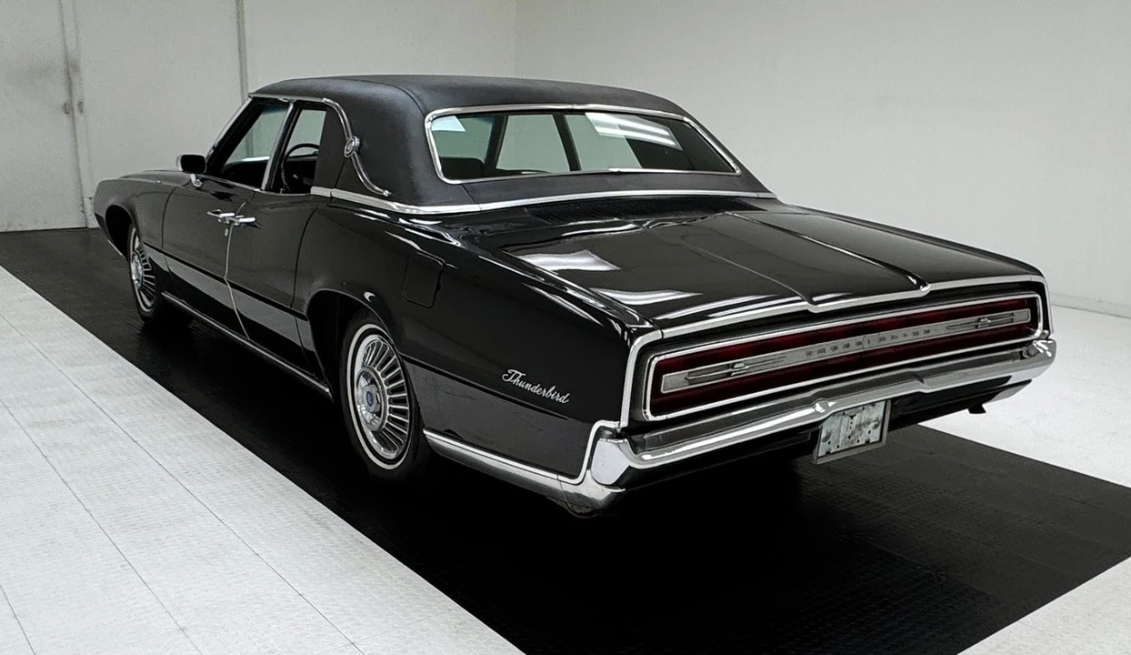 1967 Ford Thunderbird 5th Gen - Image 3 of 31
