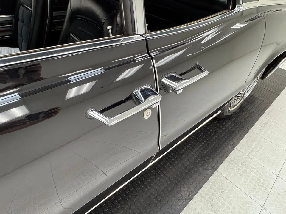 1967 Ford Thunderbird 5th Gen - Image 17 of 31