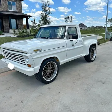 1967 Ford F-100