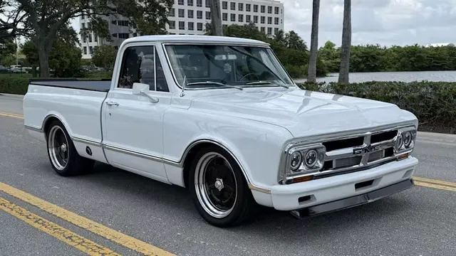 1967 GMC C10 Pickup