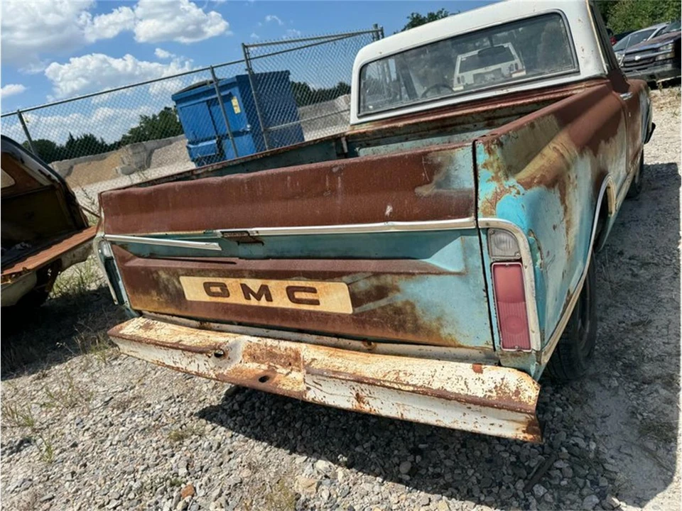 1967 GMC C/K 2nd Gen - Image 5 of 31