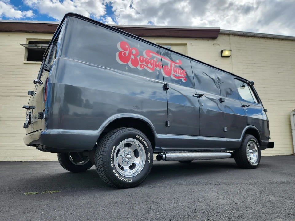 1967 GMC G-series Van - Image 16 of 31