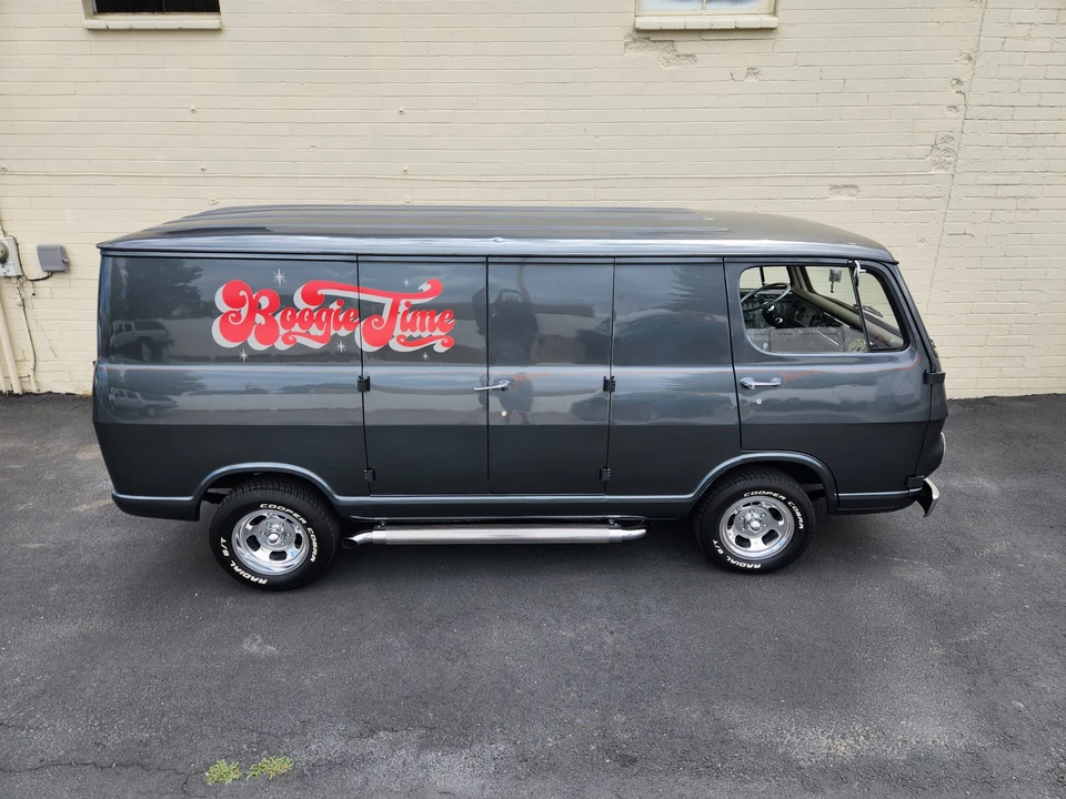 1967 GMC G-series Van - Image 15 of 31