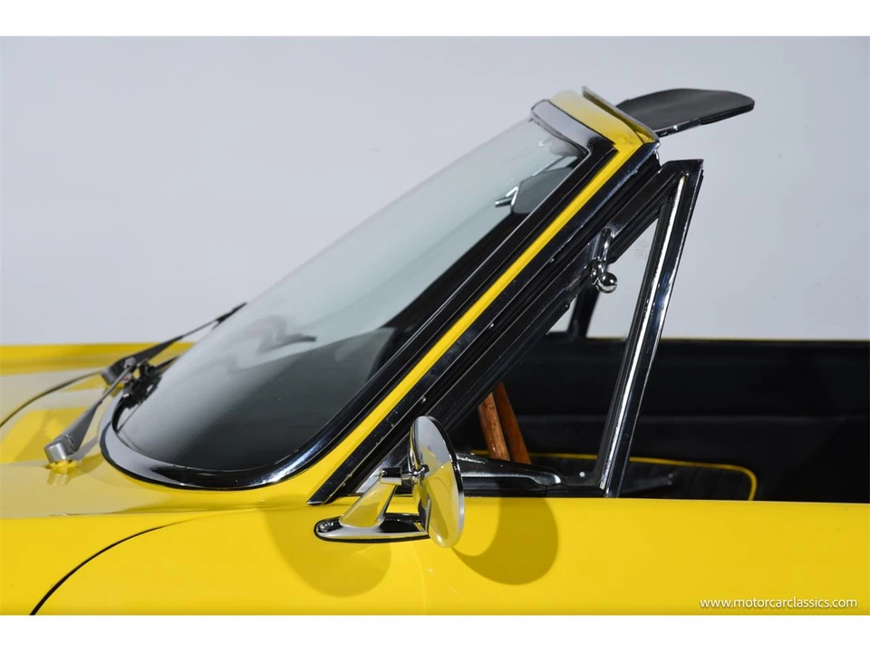 1967 Dual-Ghia - Image 25 of 31