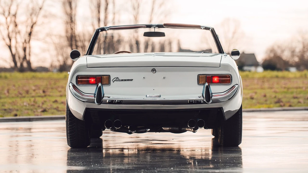 1967 Dual-Ghia - Image 24 of 31
