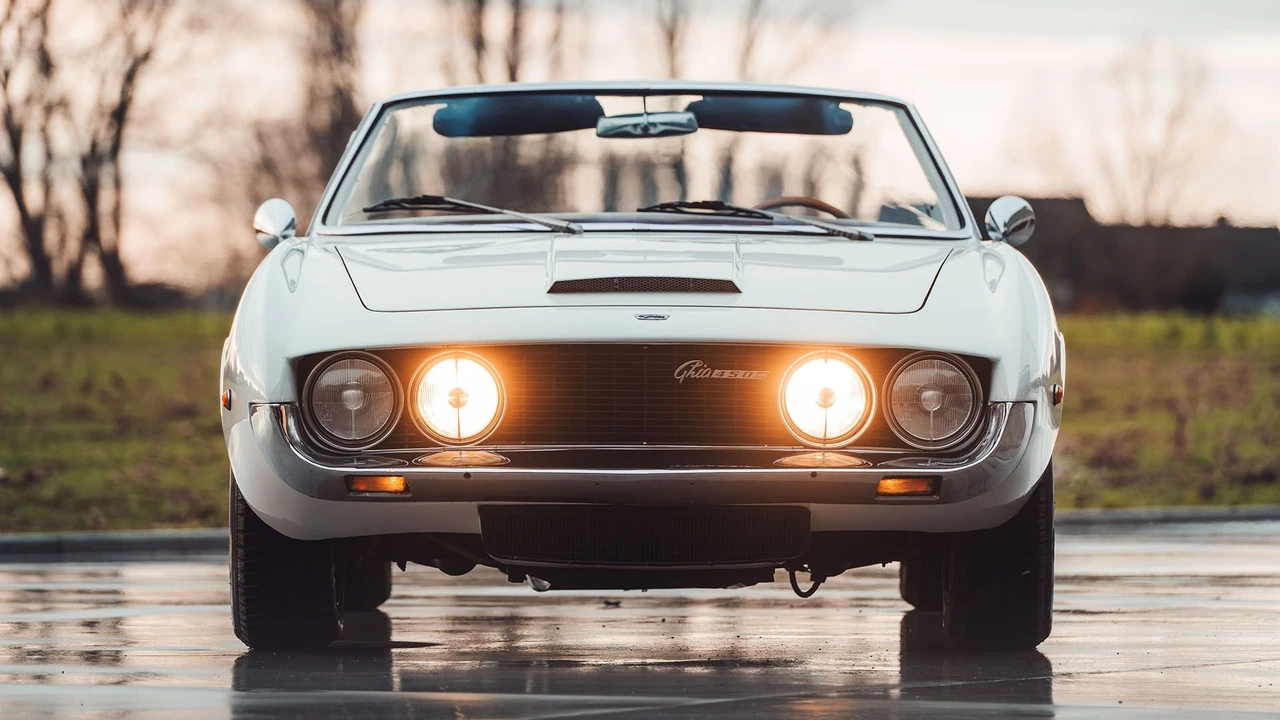 1967 Dual-Ghia - Image 13 of 31