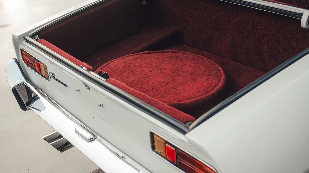 1967 Dual-Ghia - Image 10 of 31