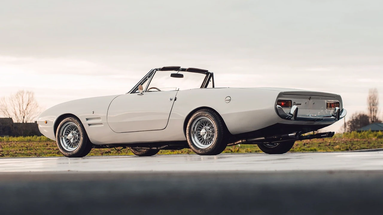 1967 Dual-Ghia - Image 3 of 31