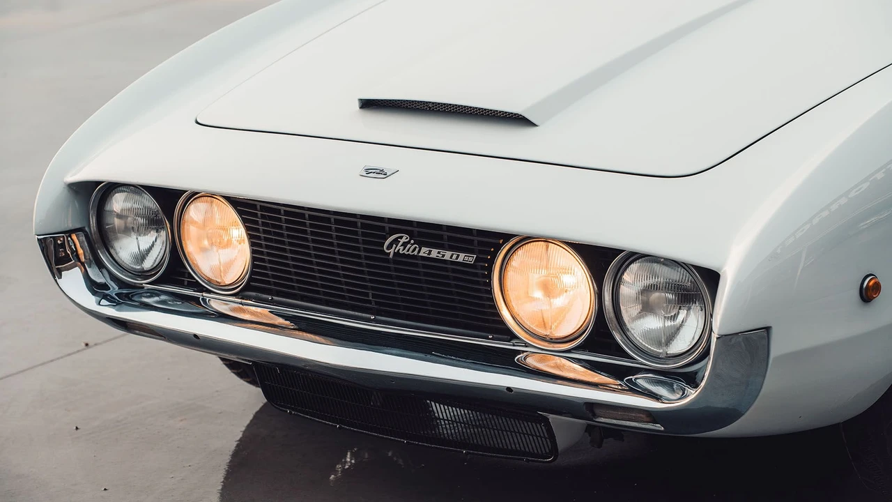 1967 Dual-Ghia - Image 15 of 31