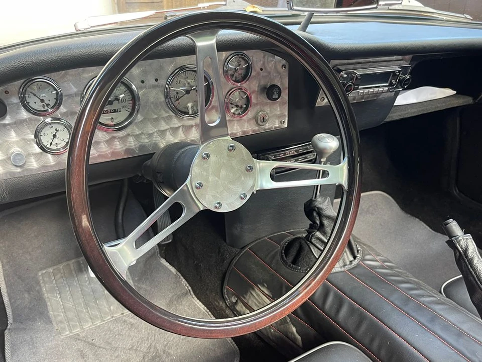 1967 Griffith - Image 3 of 31