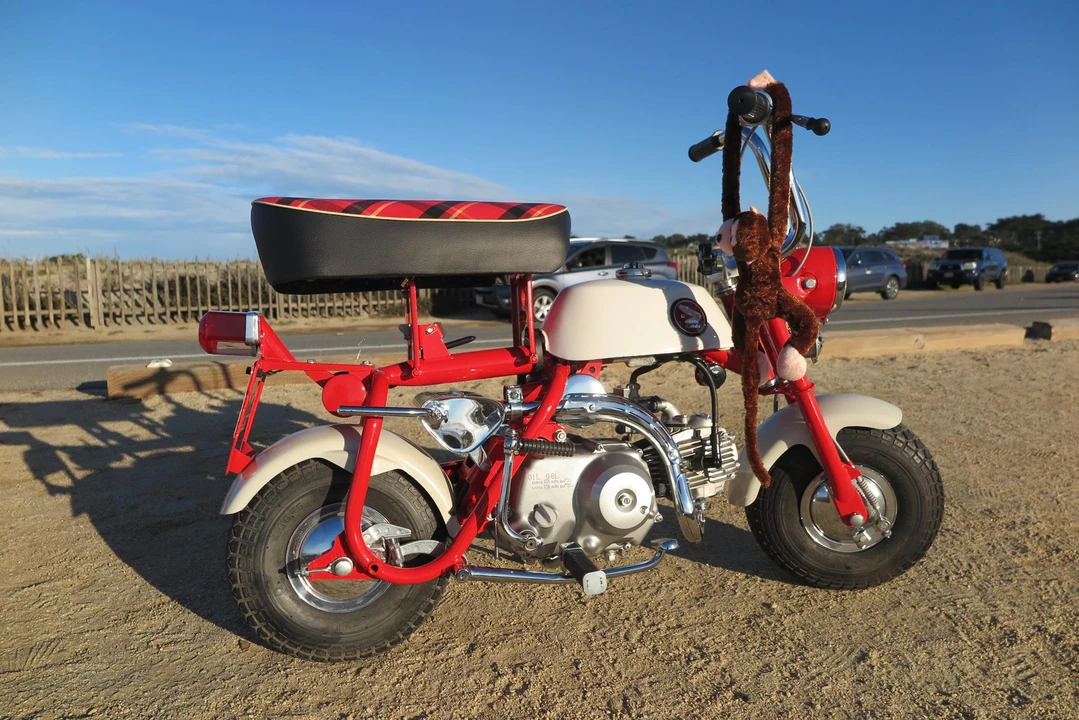 1967 Honda Motorcycles - Image 9 of 31