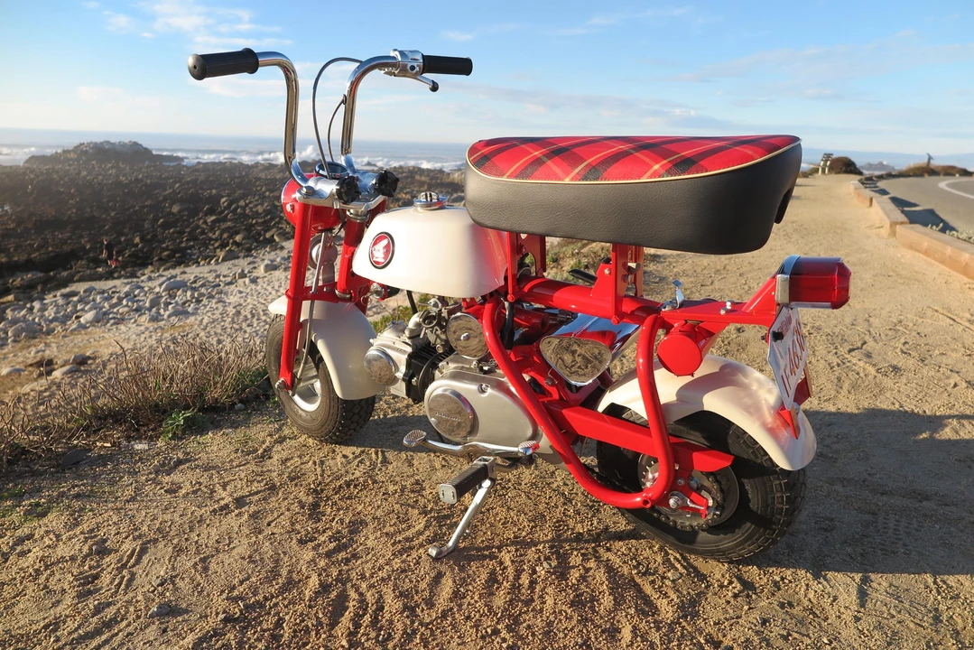 1967 Honda Motorcycles - Image 4 of 31
