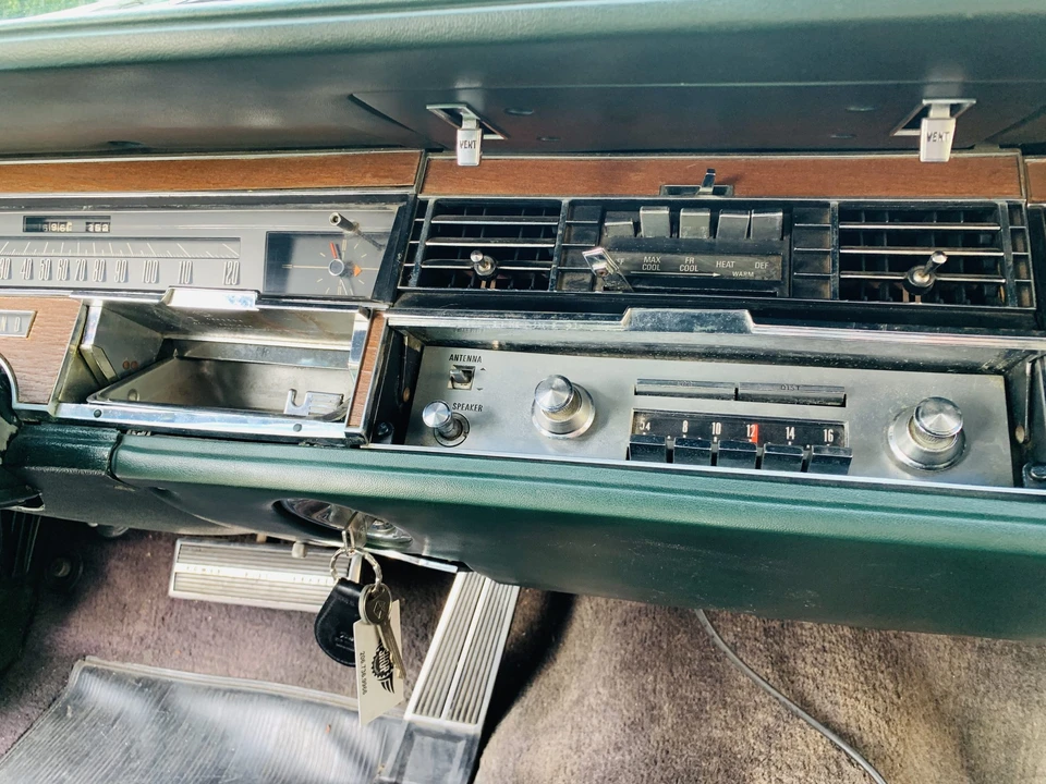 1967 Chrysler Imperial 3rd Gen - Image 30 of 31